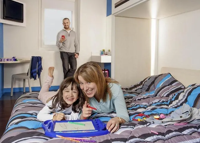 Hotel F1 Tarbes Séméac